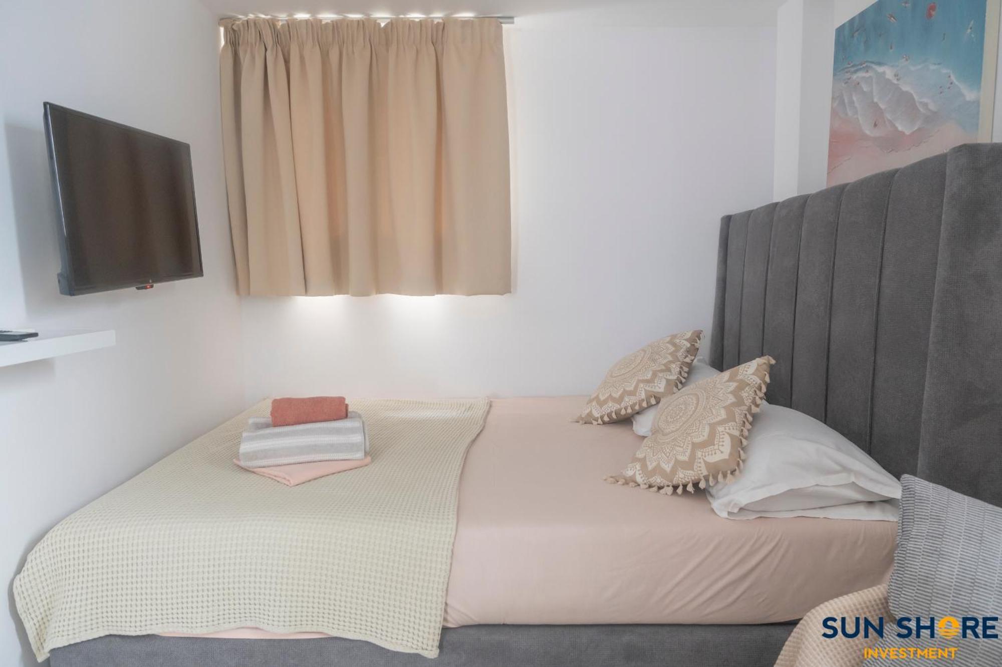 Explore Greece From Cozy City Centre Apartment Chalkís Eksteriør billede